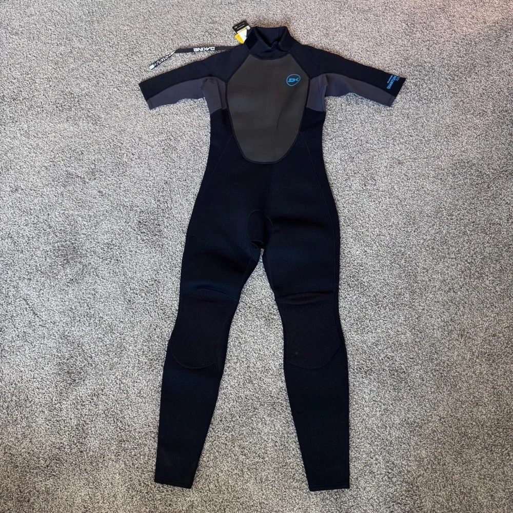 NWT Dakine Quantum Men's Back Zip Short Sleeve Size Large Tall Wetsuit 2/2mm